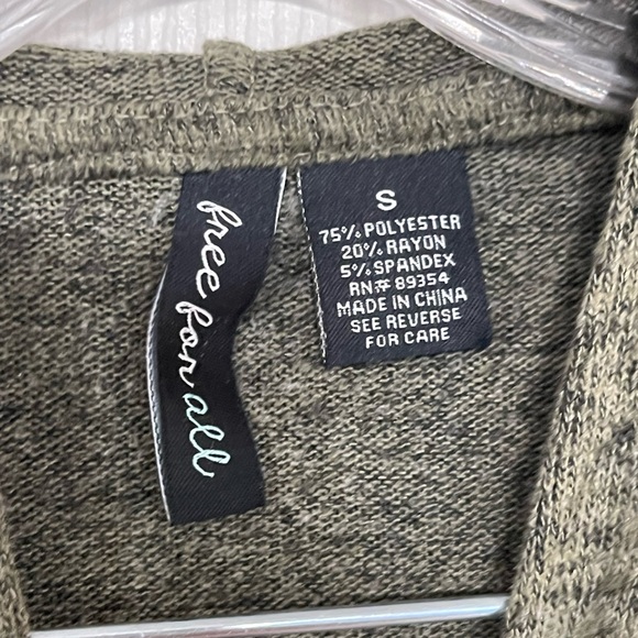 Free For All - Green Hooded Knit Long Sleeve Shirt Scoop Bottom Size Sma… - Picture 5 of 6